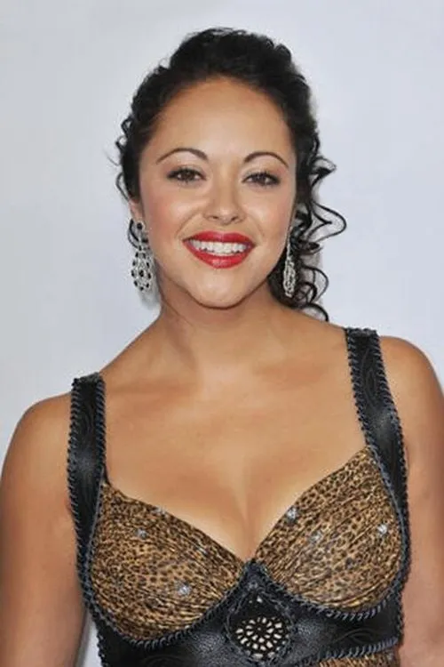 Photo of Marisa Ramirez