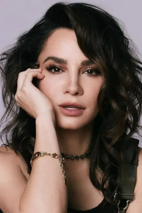 Photo of Martha Higareda