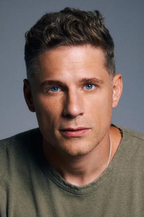 Photo of Matt Lauria