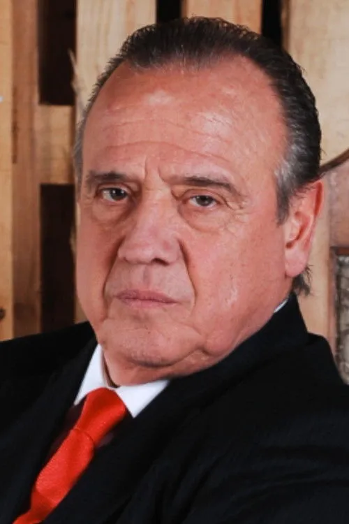 Photo of Mauricio Pesutic