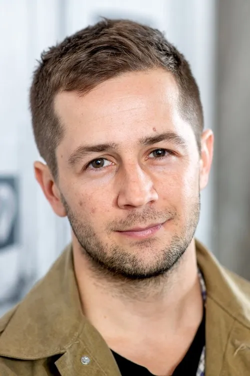 Photo of Michael Angarano
