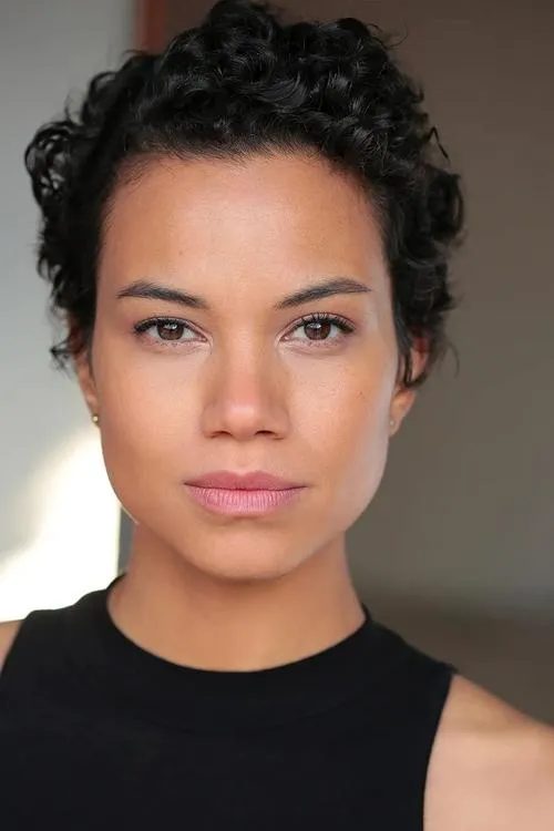 Photo of Michele Weaver