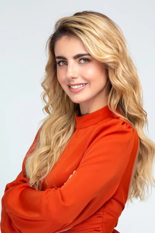 Photo of Michelle Renaud