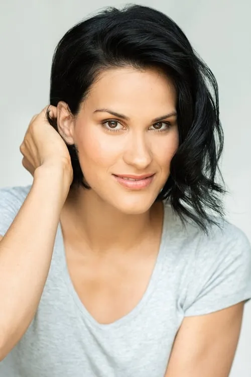 Profile photo of Mimi Côté