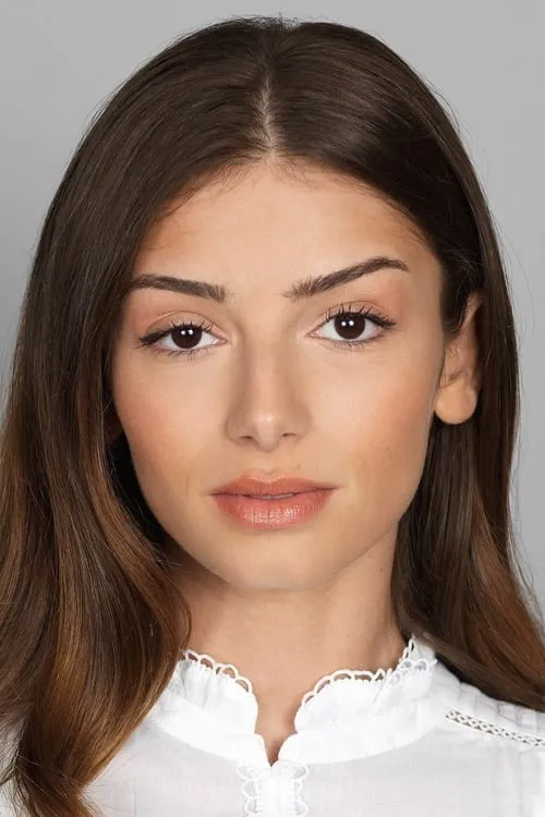 Profile photo of Mimi Keene