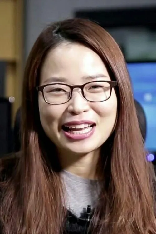 Profile photo of Moon Nam-sook