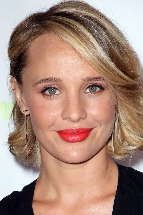 Profile photo of Natasha Loring