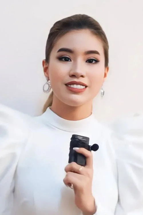Photo of Nguyen Dieu Huyen