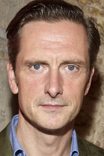 Profile photo of Nicholas Gleaves