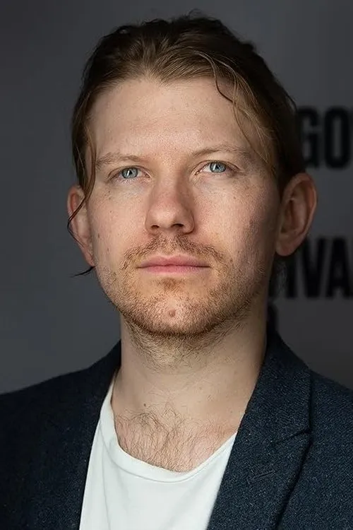 Profile photo of Nick Rowland