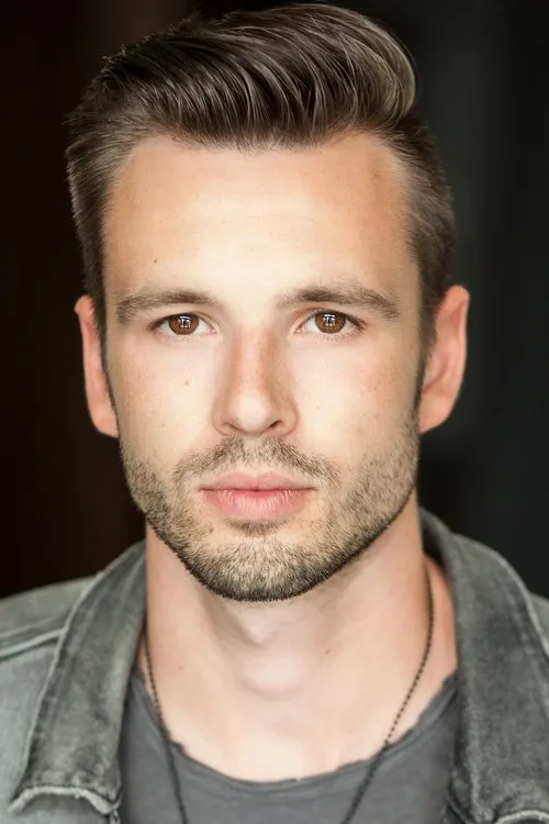 Photo of Nik Andrews