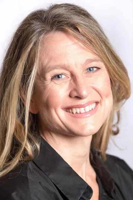 Profile photo of Nikki Barrett