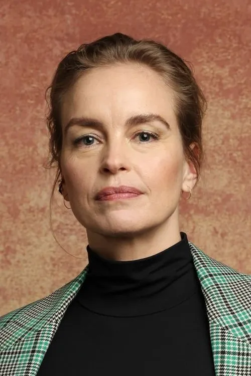 Profile photo of Nina Hoss