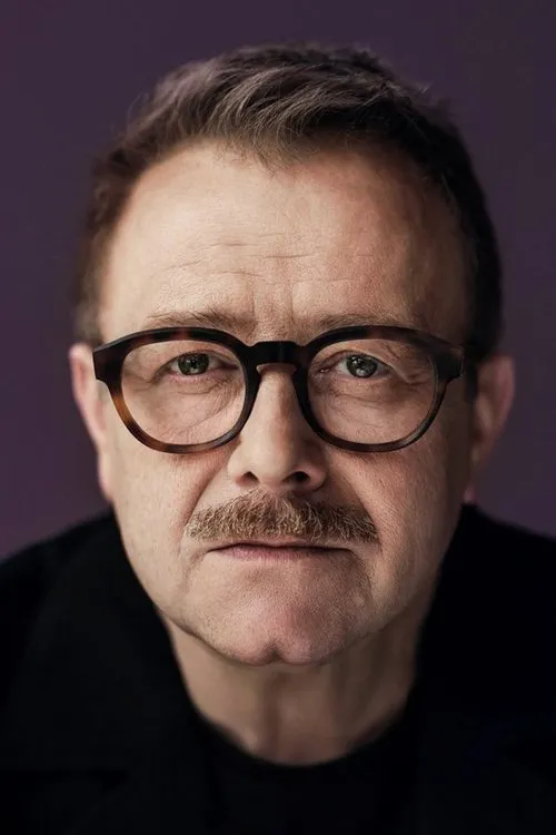 Photo of Olaf Lubaszenko