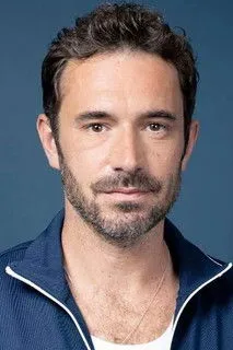 Photo of Oliver Farnworth