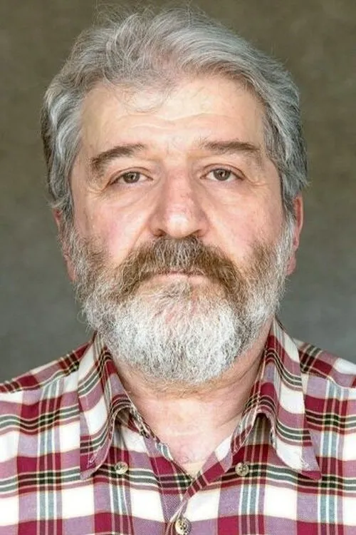 Photo of Omid Roohani