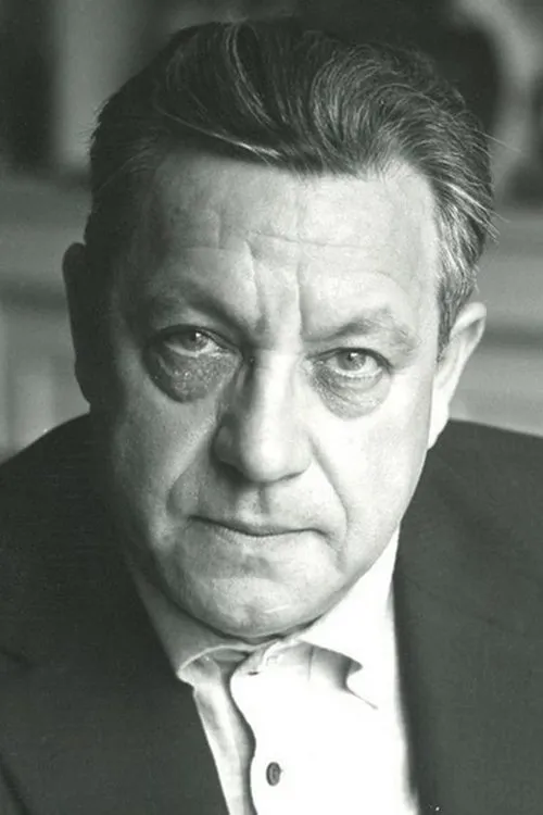 Photo of Paul Frankeur