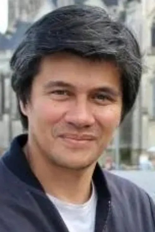 Profile photo of Philippe Mechelen
