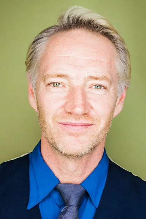 Profile photo of Phillip MacKenzie