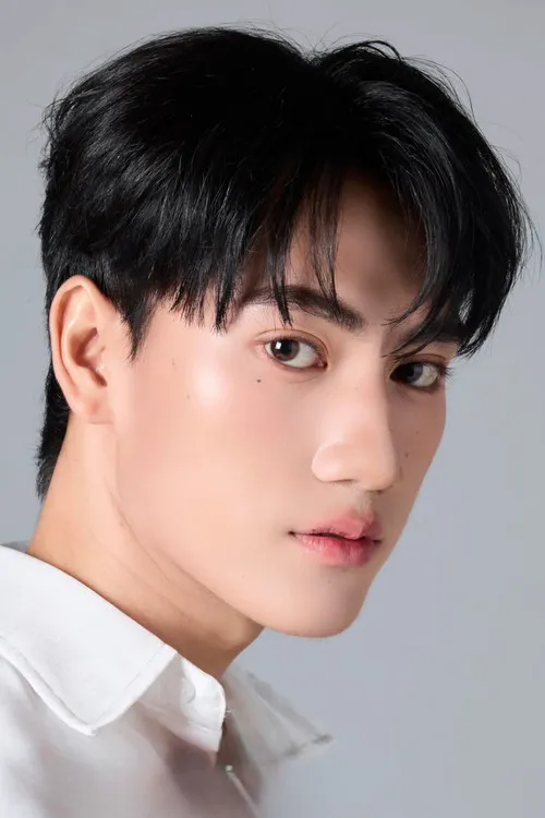 Profile photo of Phirunwat Promrat