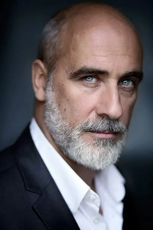 Profile photo of Pierre Azéma