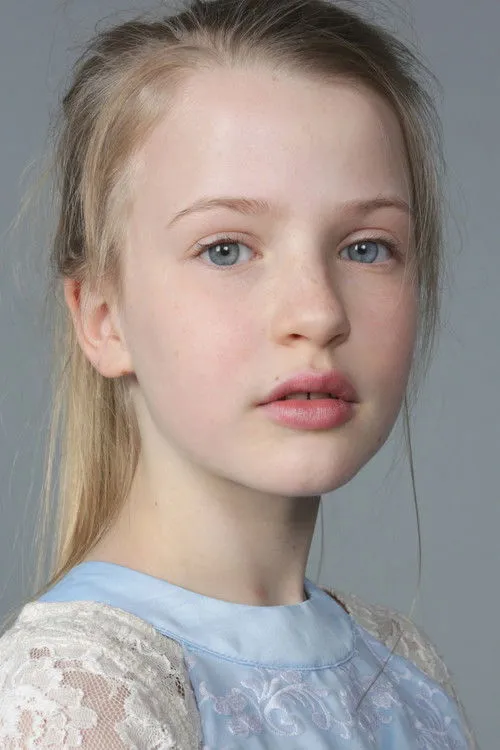 Profile photo of Piper Davies