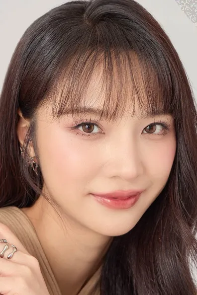 Profile photo of Ployshompoo Supasap