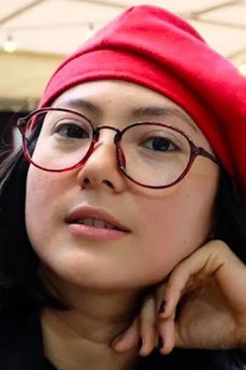 Photo of Poppy Sovia