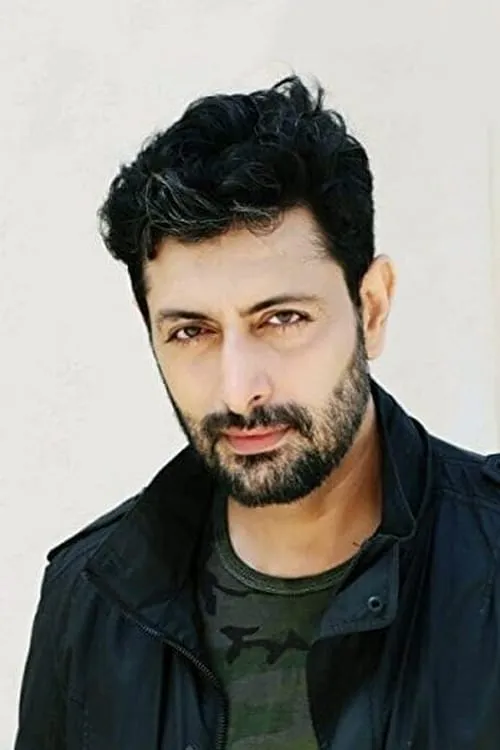 Profile photo of Priyanshu Chatterjee