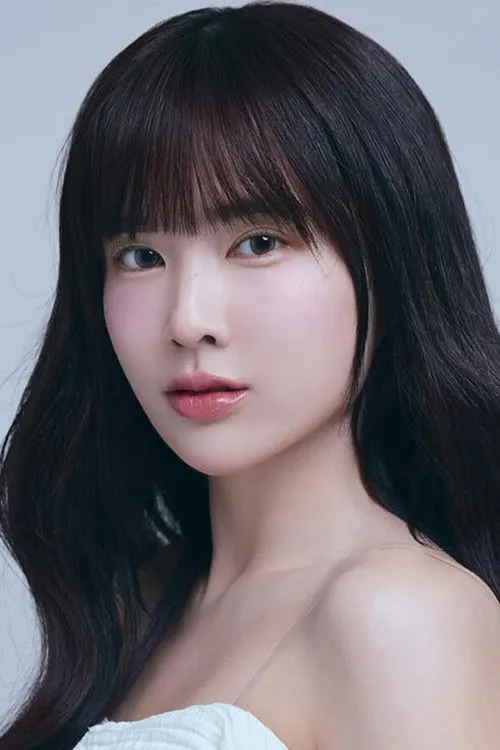 Photo of Punyawee Jungcharoen