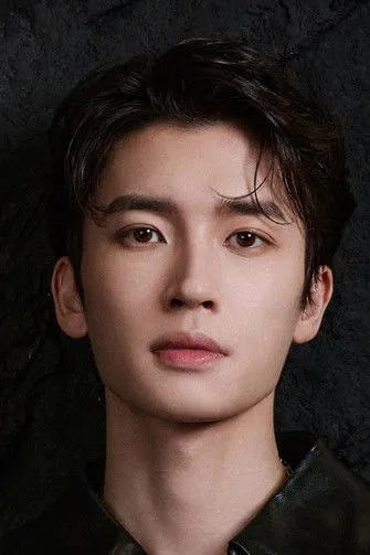 Profile photo of Qin Xiaoxuan