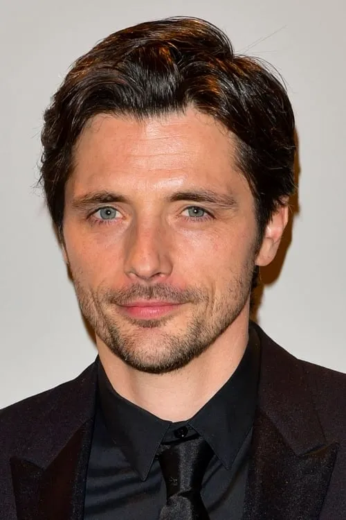 Profile photo of Raphaël Personnaz