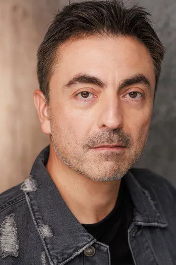 Profile photo of Raúl E. Peyret