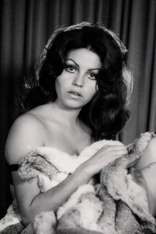 Profile photo of Rebeca Silva