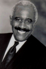 Photo of Robert DoQui