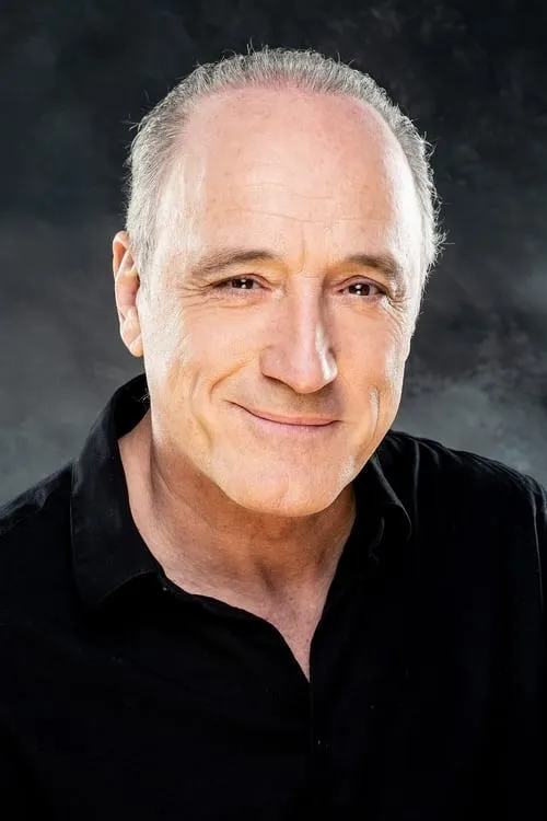 Profile photo of Roberto Álvarez