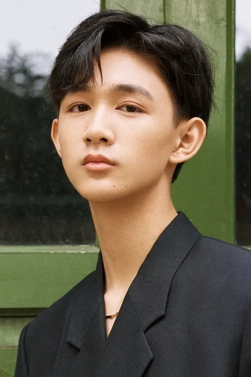 Profile photo of Rong Zishan