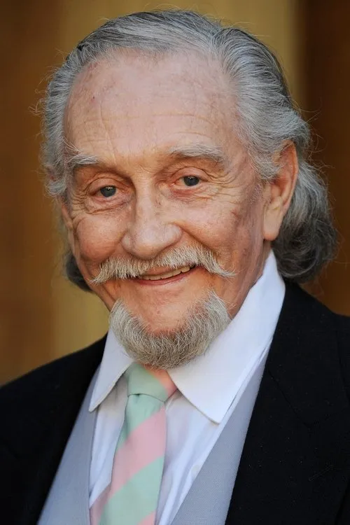 Profile photo of Roy Dotrice