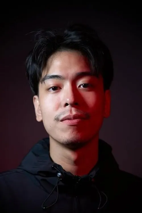 Photo of Sadanont Durongkhaweroj