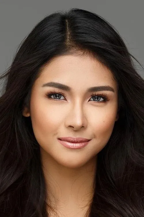 Photo of Sanya Lopez