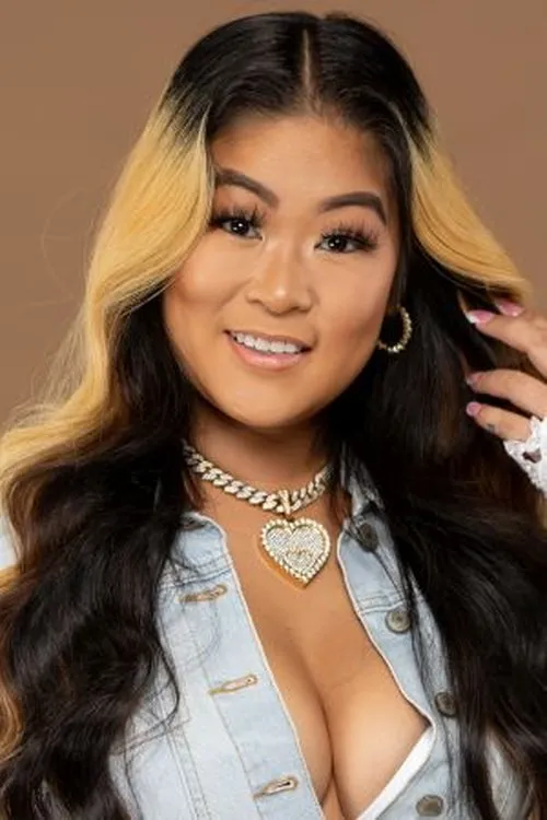 Photo of Sarah Evalt