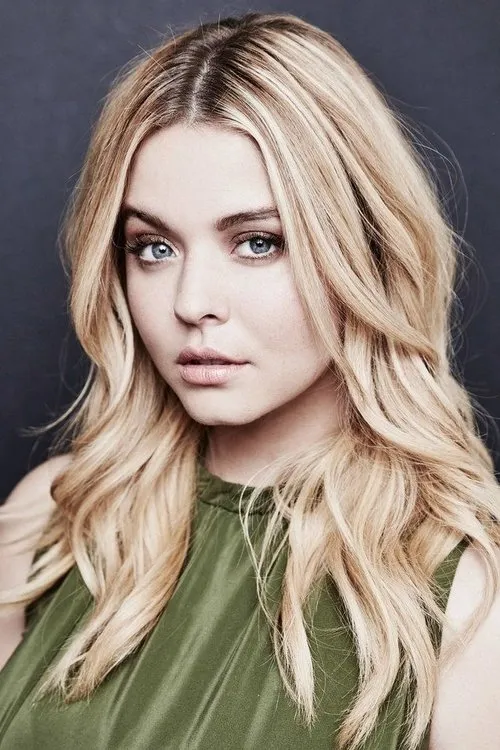 Photo of Sasha Pieterse