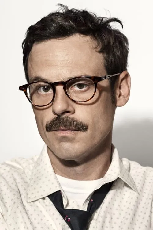 Photo of Scoot McNairy