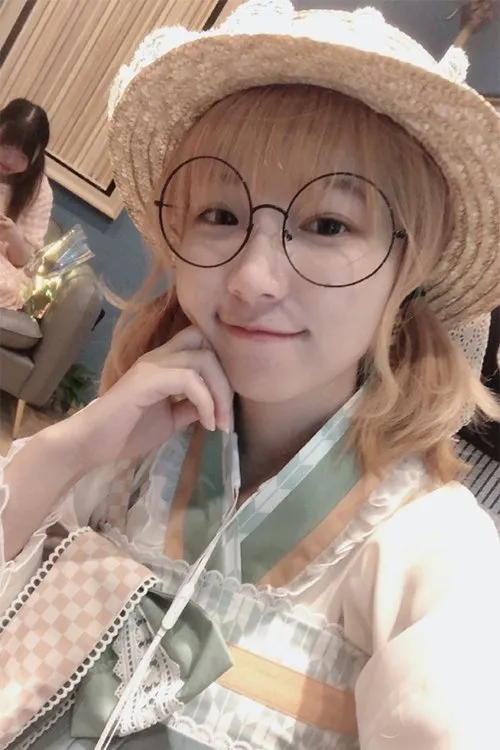 Photo of Shuang Zhao