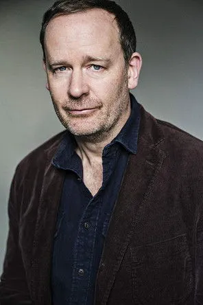 Photo of Simon Ludders