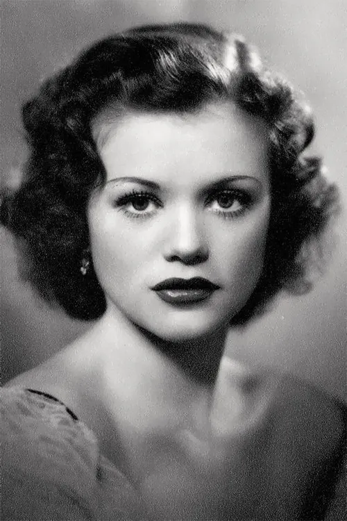 Photo of Simone Simon