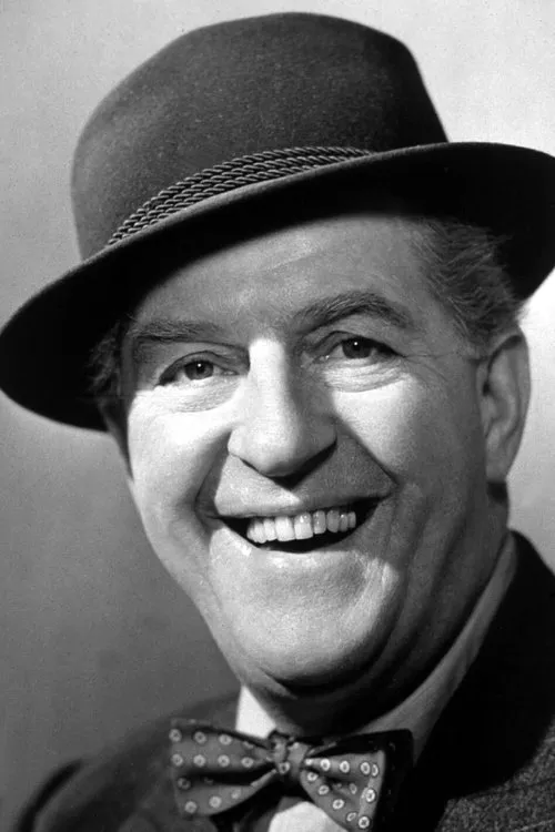 Photo of Stanley Holloway
