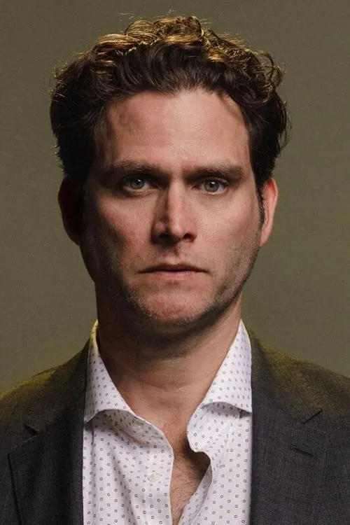 Photo of Steven Pasquale