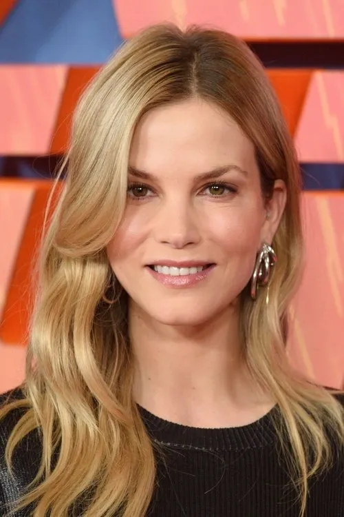 Photo of Sylvia Hoeks
