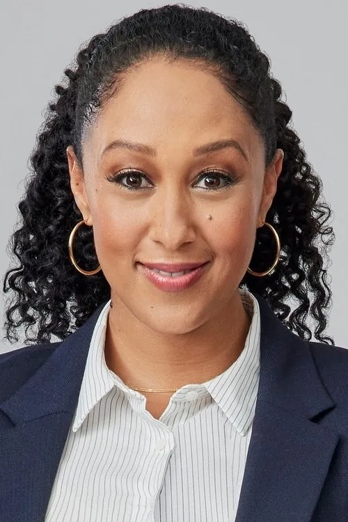 Photo of Tamera Mowry-Housley